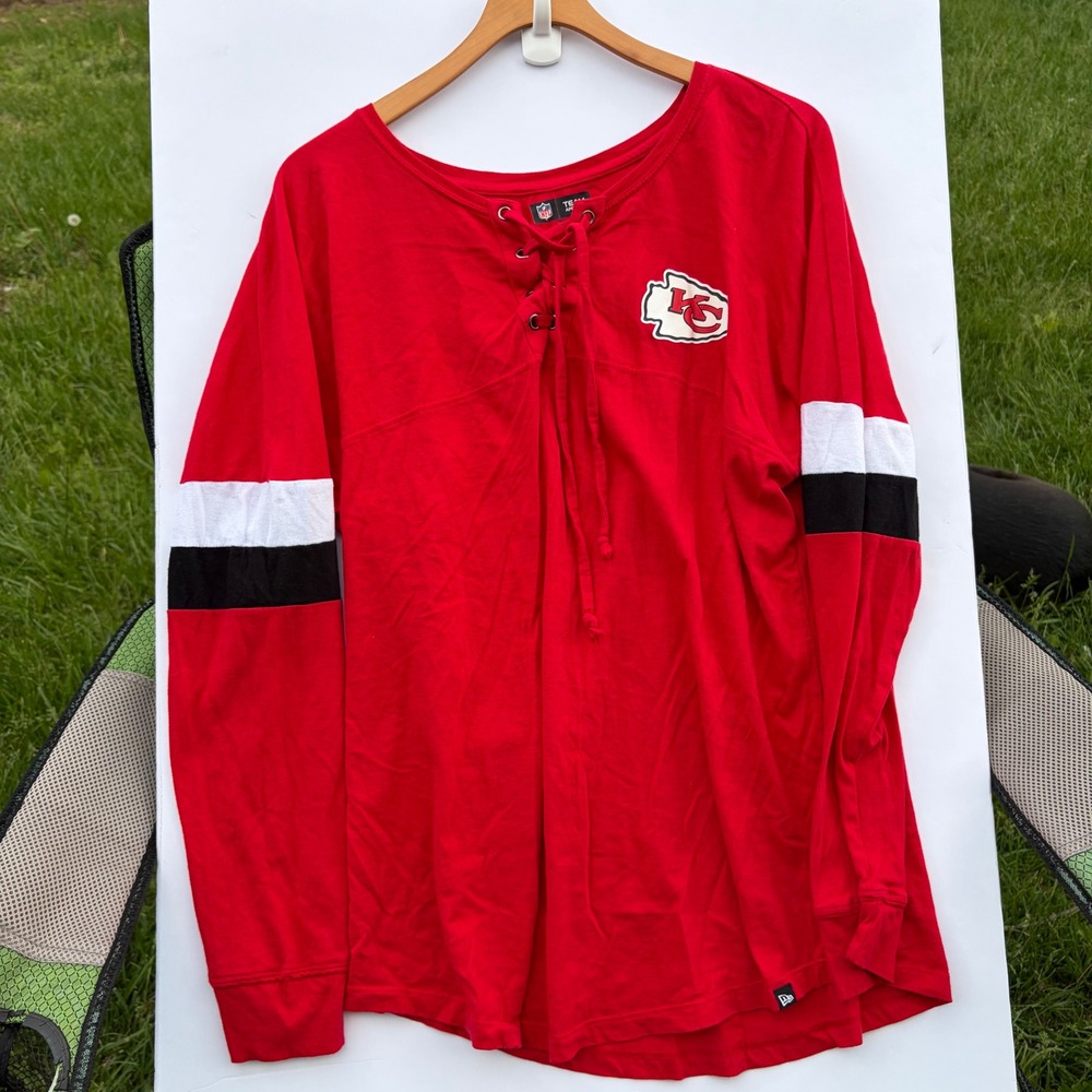 NFL Team Apparel Kansas City Chiefs Lace Up Long Sleeve Spiri Shirt Red M